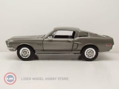 1:18 1968 Ford Mustang Shelby GT500 KR