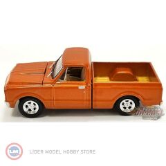 1:64 1967 Chevrolet CK Pickup Copperhead Stacey David's GearZ