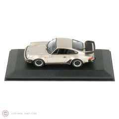 1:43 1977 Porsche 911 TURBO 3.3 (930)