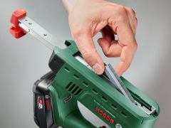 BOSCH UniversalTacker 18V-14 Akülü Zımba Tabancası (Akü ve Şarj Aleti Hariç)