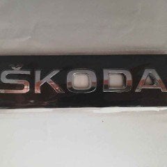 Skoda Yazısı Arka Bagaj Kapağı 2009→ 5JA853687 2ZZ