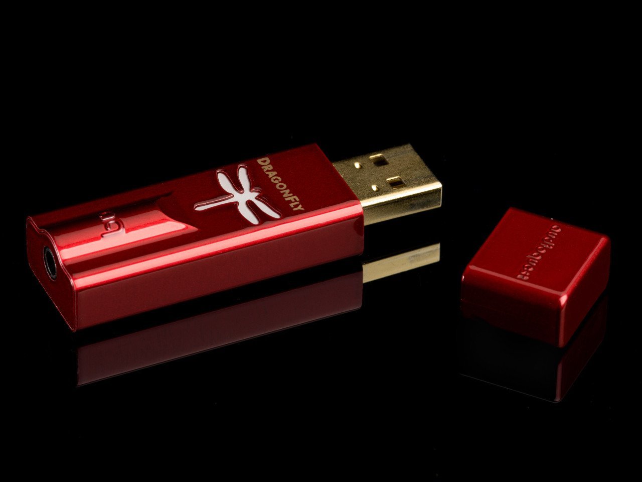 AUDIOQUEST Dragonfly RED USB Digital-Audio Converter