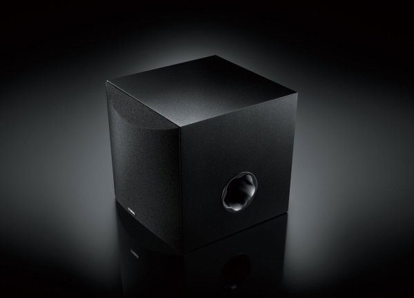 YAMAHA NS- SW 050 Aktif Subwoofer