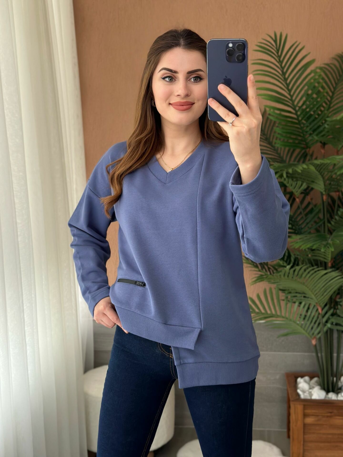 Asimetrik Kesim V Yaka Sweatshirt İndigo Mavi