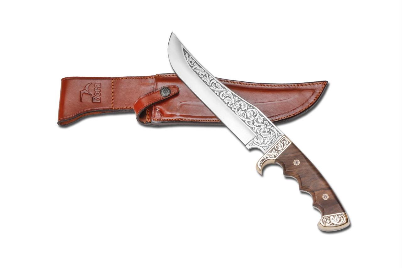 Bora 509 C Black Bear Ceviz Saplı Gravürlü Bıçak