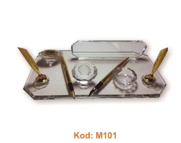 M101 Kristal Masa İsimliği Sarı Aksesuarlı