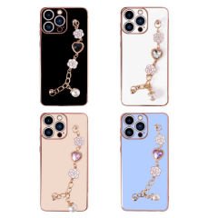 iPhone 14 Pro Max Kılıf El Tutamaçlı Kamera Korumalı Taka Silikon Kapak