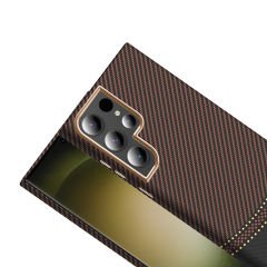 Samsung Galaxy S24 Ultra Kılıf Kablosuz  Şarj Özellikli Karbon Fiber Görünümlü Gros Kapak