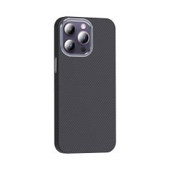 iPhone 14 Pro Max Kılıf Kablosuz Şarj Özellikli Karbon Fiber Görünümlü Gros Kapak
