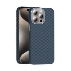 iPhone 15 Pro Kılıf Kablosuz Şarj Özellikli Karbon Fiber Görünümlü Gros Kapak