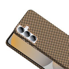 Samsung Galaxy S25 Kılıf Kablosuz Şarj Özellikli Karbon Fiber Görünümlü Gros Kapak