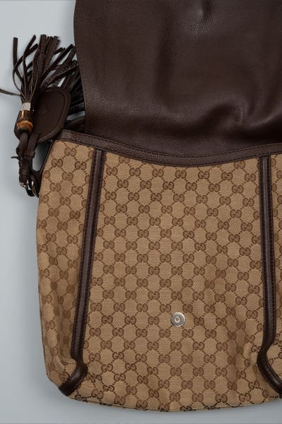 Gucci Deri Kapaklı ve Aksesuarlı Kumaş Çanta