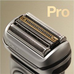 Braun Series 9 Pro 9417 Islak & Kuru Şarjlı Tıraş Makinesi + Şarj Standı + Seyahat Çantası