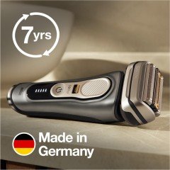 Braun Series 9 Pro 9465CC Islak & Kuru Tıraş Makinesi + Clean&charge + Deri Seyahat Kılıfı
