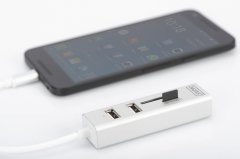 DIGITUS USB Type-C™ OTG 3-Port Hub + Kart Okuyucu