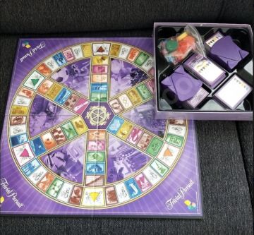 Trivial Pursuit Genel Kültür Kutu Oyunu