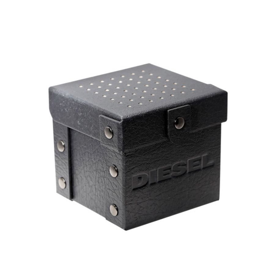 Diesel DZ2172 Quartz Çelik Gri Siyah Kadran 43 mm Erkek Kol Saati