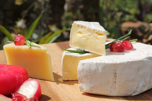 Kaşar Peyniri: Yemeklerinizin Vazgeçilmezi