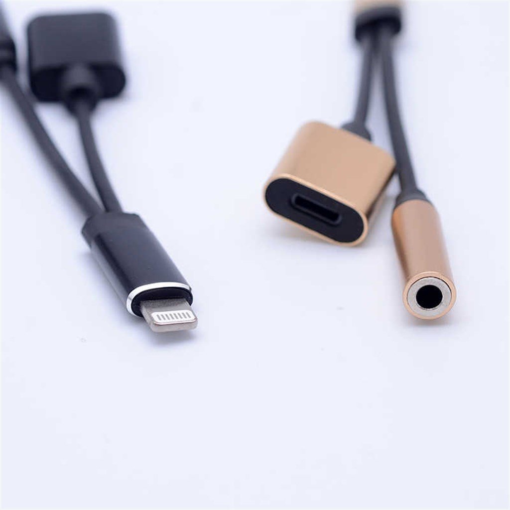 Go Des GD-UC08 Iphone Bluetoothlu Kulaklık ve Şarj Dönüştürücü Konnektör 2 in 1 Lightning 13 cm