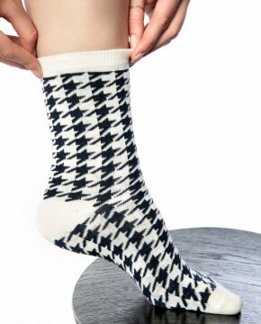 Kaz Ayağı Desenli Kadın Soket Çorap