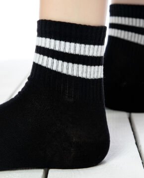 Serena Siyah Renk Beyaz Çizgili Tenis Çorabı