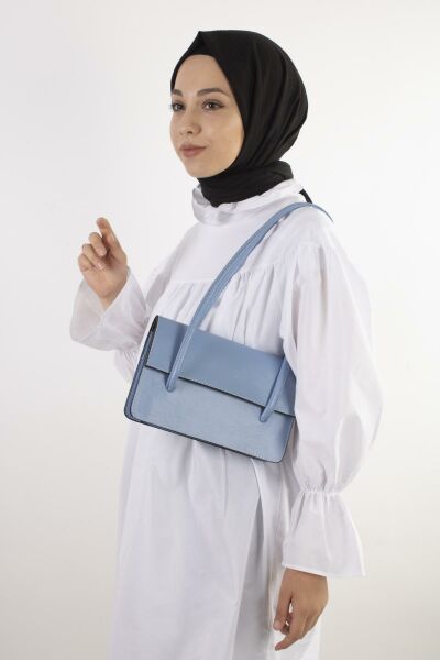 Soobepark Kadın Kapaklı Askı Detaylı Baget Çanta Mavi