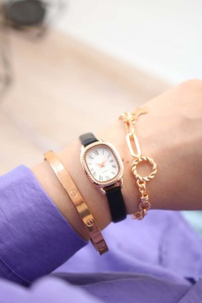 Soobepark Retro Roma Rakamlı İşlemeli Minimal Deri Siyah Kordon Vintage Kadın Kol Saati Rose Gold Renk