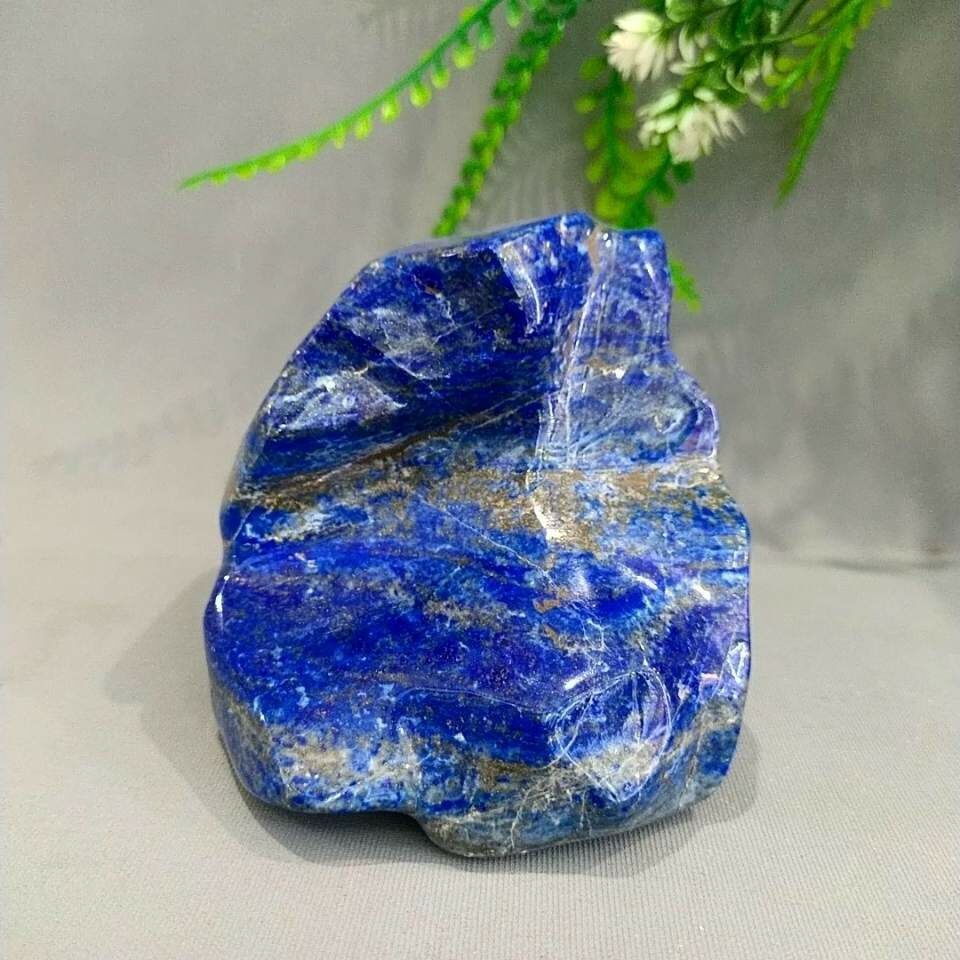 Lapis Lazuli Doğal Taş Kütle 1022 gr