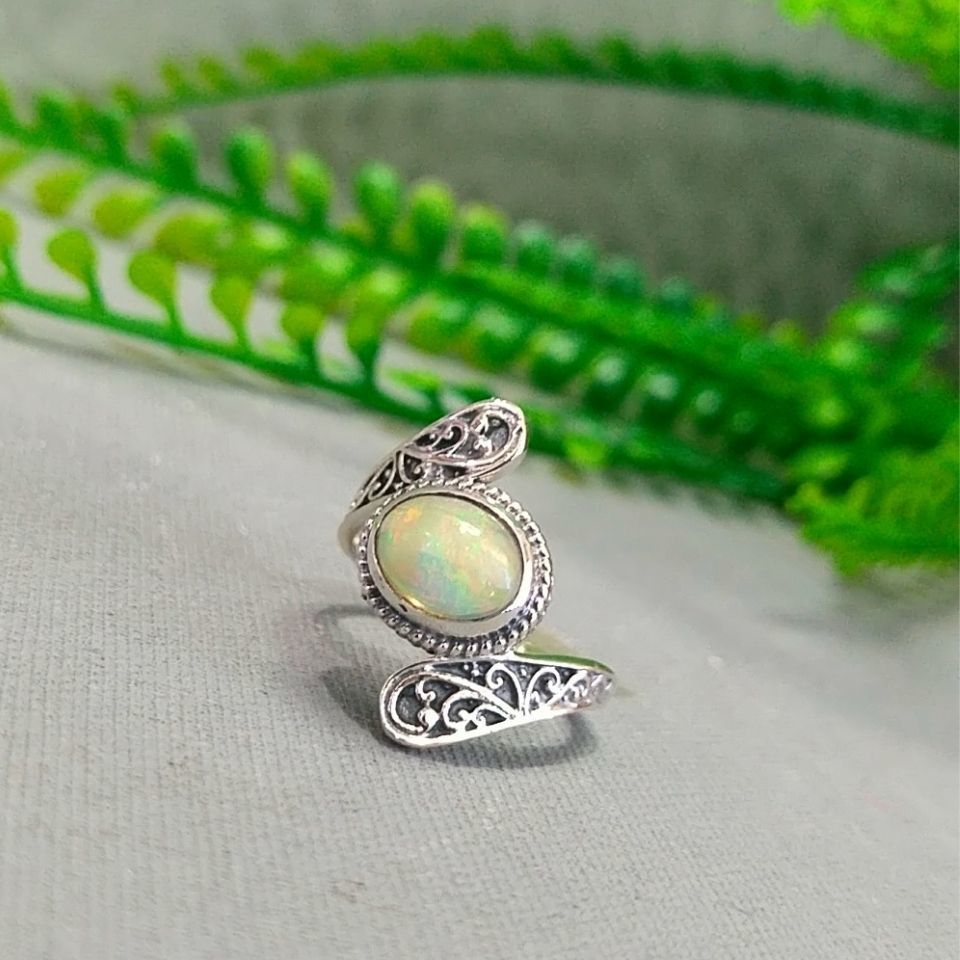 Opal Taşı Özel Tasarım Yüzük