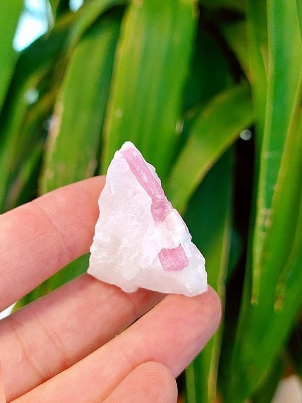 Pembe Turmalin Doğaltaş Kütle Mineral