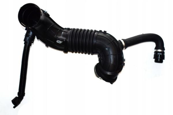 TEMİZ HAVA BORUSU / BMW E81-E82-E87-E87 LCİ-F20-F21-F22-E90 / 13717810745