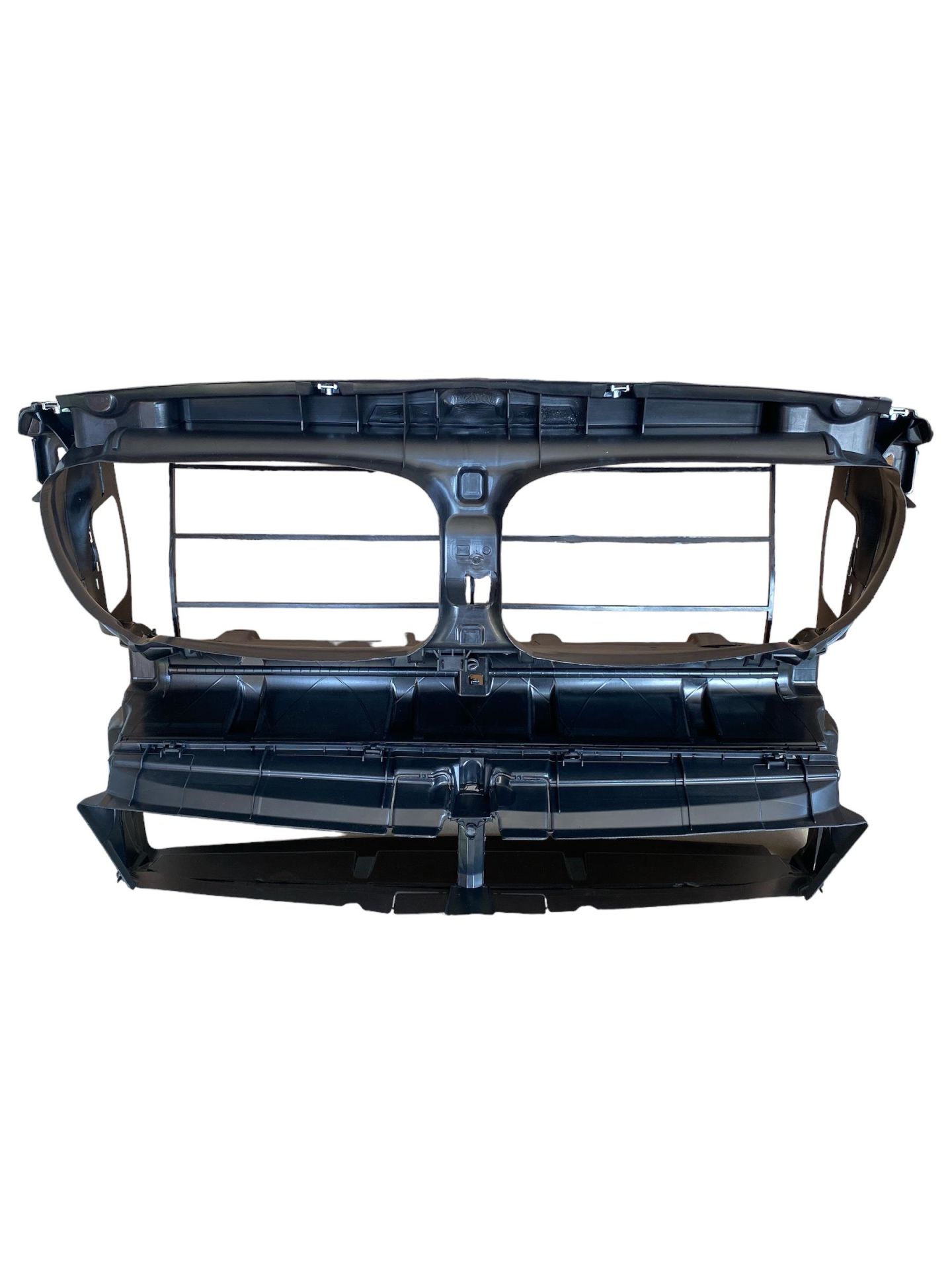 PANEL HAVA KANALI ÖN FAN MASKESİ MOTORSUZ / BMW F10 / 51747200781-9104972