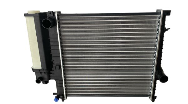 SU RADYATORÜ / BMW E30-E36-M40-M42-M43-M44-M50-M52 / 17111723990-17101247145-80695