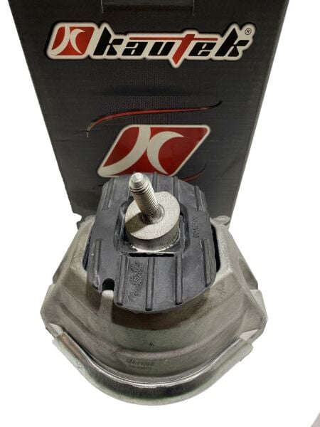 MOTOR TAKOZU ÖN SOL / E60 / EM010