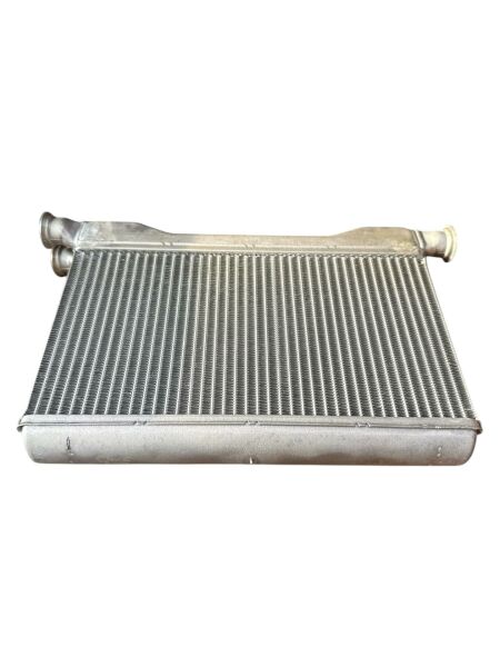 KALORİFER RADYATÖRÜ/BMW F06-F07-F10-F11-F18-F12-F13-F01-F02(10-17)/ 64119163330