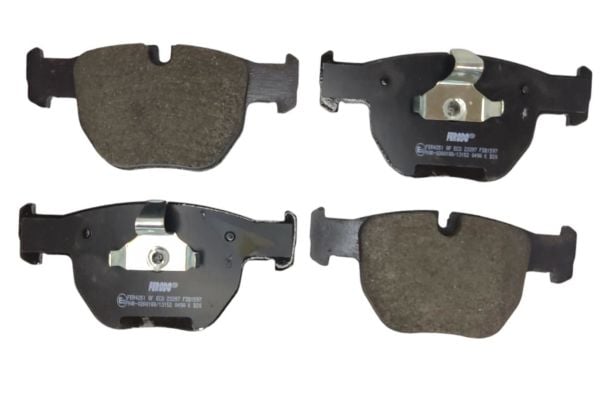 FREN BALATASI ÖN / LAND ROVER / RANGE ROVER 02-09 /