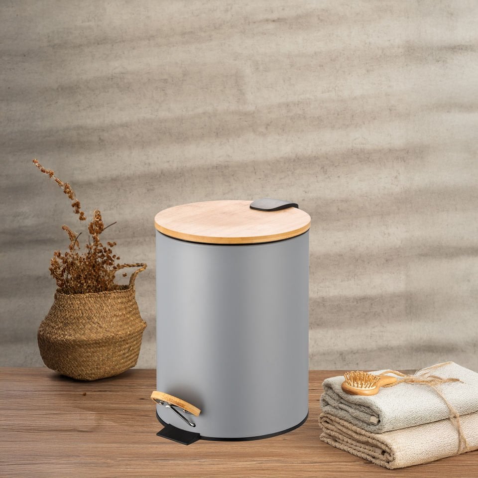 Bambu Kapaklı Pedallı Metal Çöp Kovası - 12 Lt. Siyah