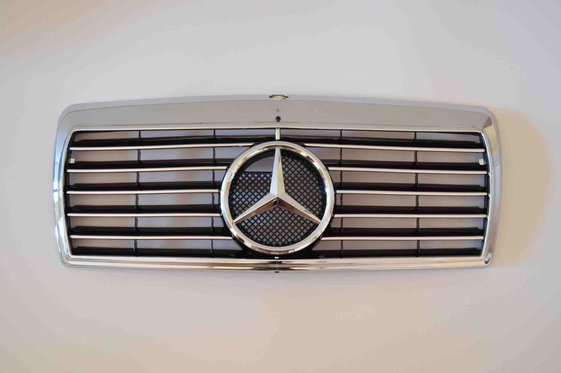 MERCEDES 190E 190D W201 LOGOLU KROM PANJUR