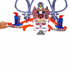 Hot Wheels RacerVerse Marvel 2 Araçlı Pist Seti HPL34