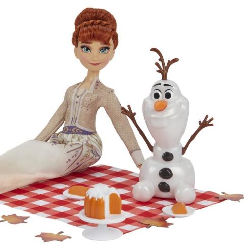 Hasbro Frozen 2 Anna And Olafs Autumn Picnic F1583