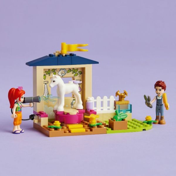 Lego Friends Midilli Ahırı 41696
