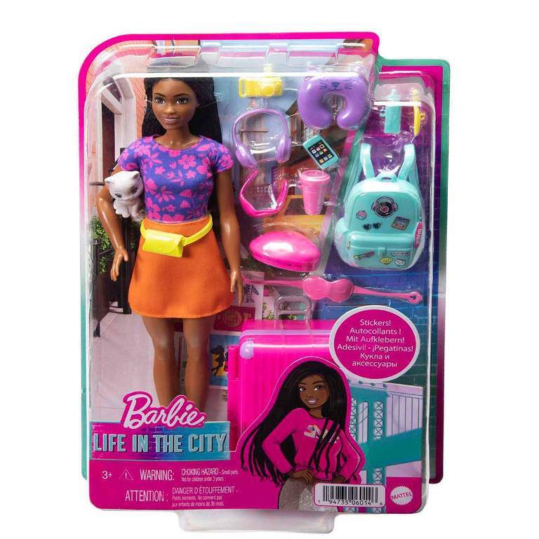 Mattel Barbie Brooklyn Seyahatte Bebeği HGX55