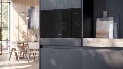 Siemens BE555LMB2 59x38 cm Siyah Ankastre Mikrodalga