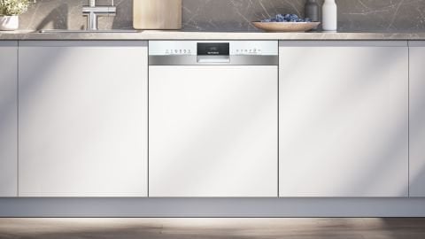 Siemens SN53IW50KT Yarı Ankastre Beyaz Bulaşık Makinesi