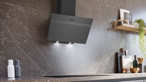 Siemens LC64KPJ70T 60 cm Antrasit Gri Duvar Tipi Davlumbaz