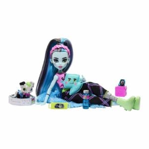 Monster High Creepover Party Frankie Stein