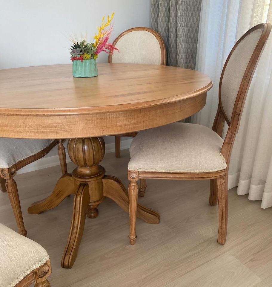 Roys Ahşap 122 Naturel  100 Cm Yuvarlak Sabit Baba Ayak Yemek Masası Takımı
