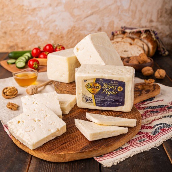 Klasik İnek Sert Beyaz Peynir (700 GR)