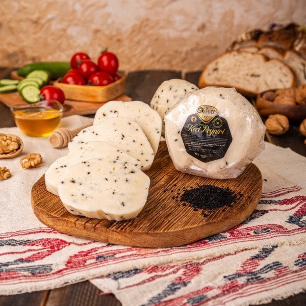 Çörekotlu Topak Keçi Peyniri 350 g