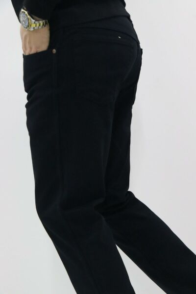 Wrangler W12S016100 Erkek Siyah Texas Slim Jean Pantolon